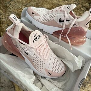 Nike Air Max 270 Women's Pale Pink and Black Sneakers size 7.5